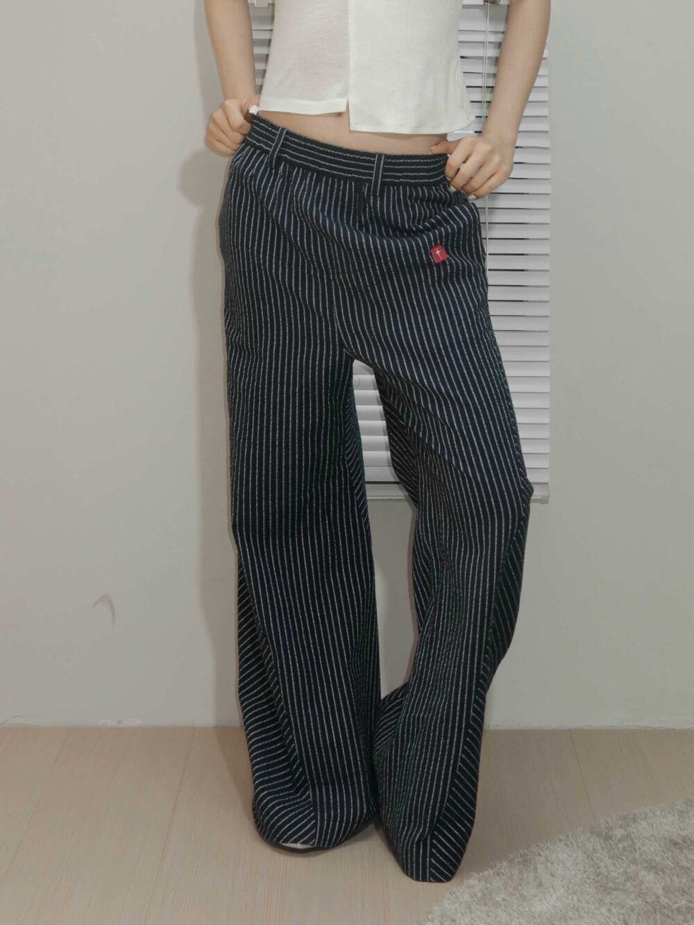 Lazy Trousers - Image 6